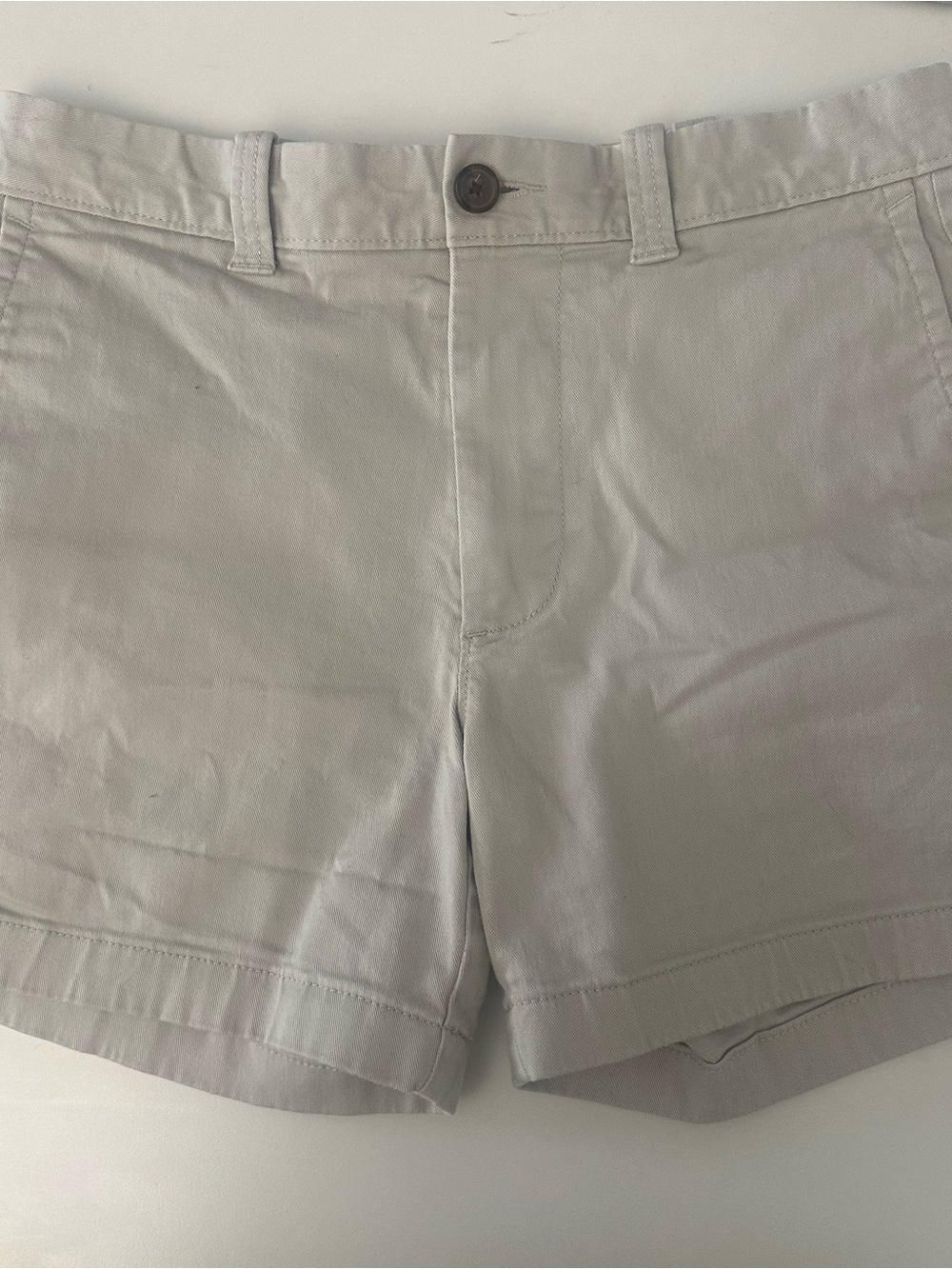 Women’s J. Crew Light Gray/beige Chino Shorts 5” inseam size 28